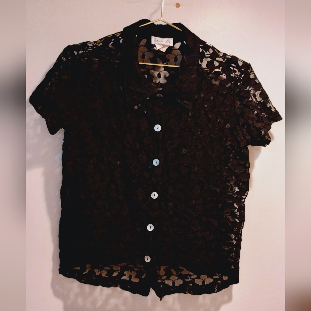 Women's Y2K LIA Floral Lace Sheer Button Down Blouse.